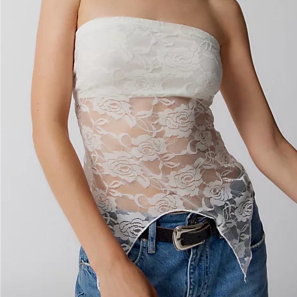 NWT Urban Renewal Lace Tube Top